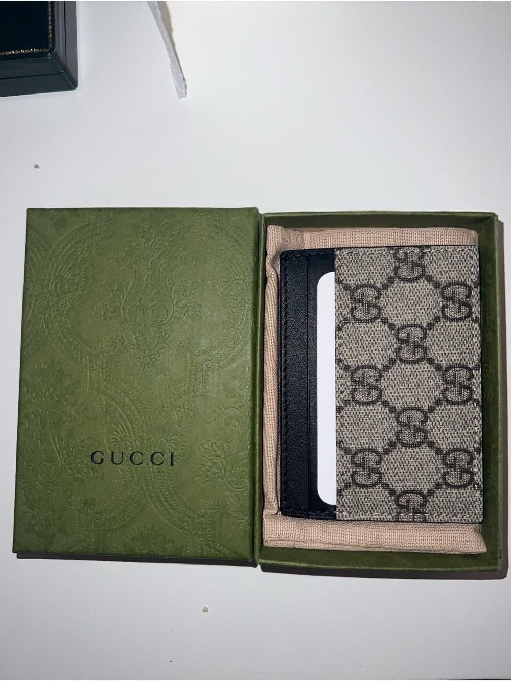 NWT Gucci Beige GG Canvas Card & Black Leather Card Holder - never used